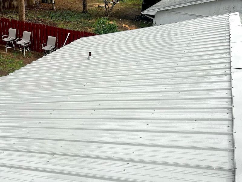 Metal roof cleaning tavares